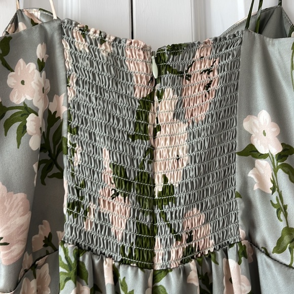 AUTHENTIC Reformation Marguerite Floral Green Sage Silk Dress - Picture 9 of 12